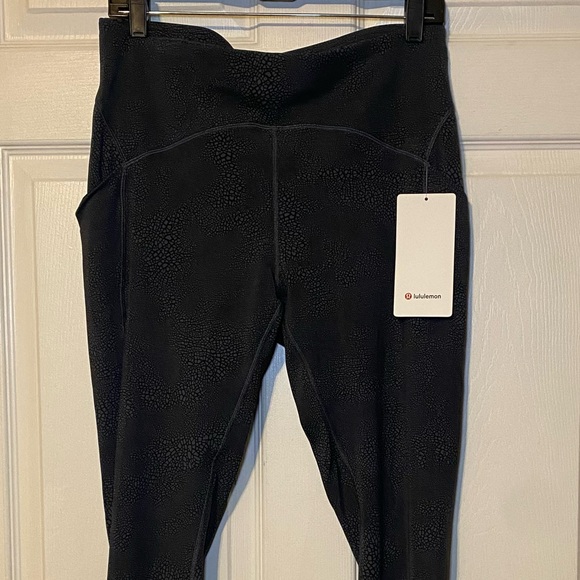Lululemon Power Thru HR Tight 25” Size 12 - Picture 3 of 8